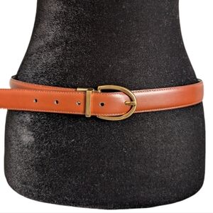 Ralph Lauren Women's Camel Brown Gold Hardware Sleek Classic Leather Belt